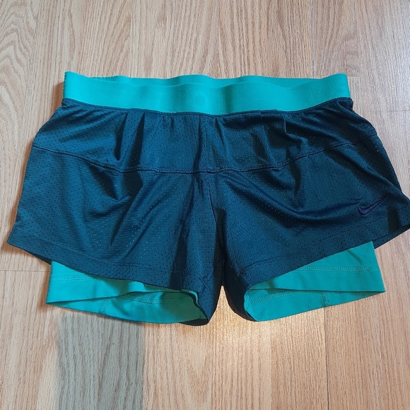 Nike Pants - Nike Dri-Fit 2 Layer Workout Athletic Running Shorts Mesh